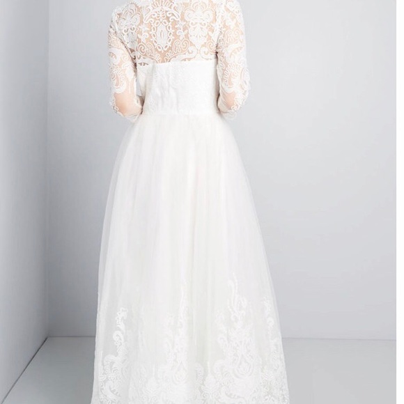 White Lace Wedding Dress - Picture 5 of 7